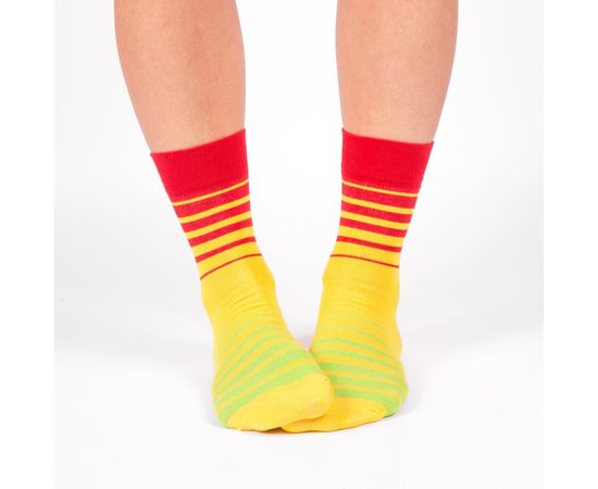 Желто-красно-зеленые носки носки Babushka 'Ямайка'